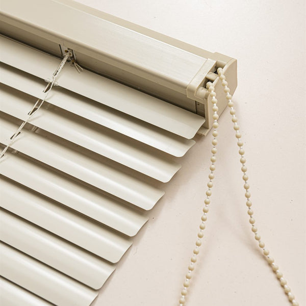 Dust-proof aluminium Venetian blinds with covered headrail for modern interiors - image 3